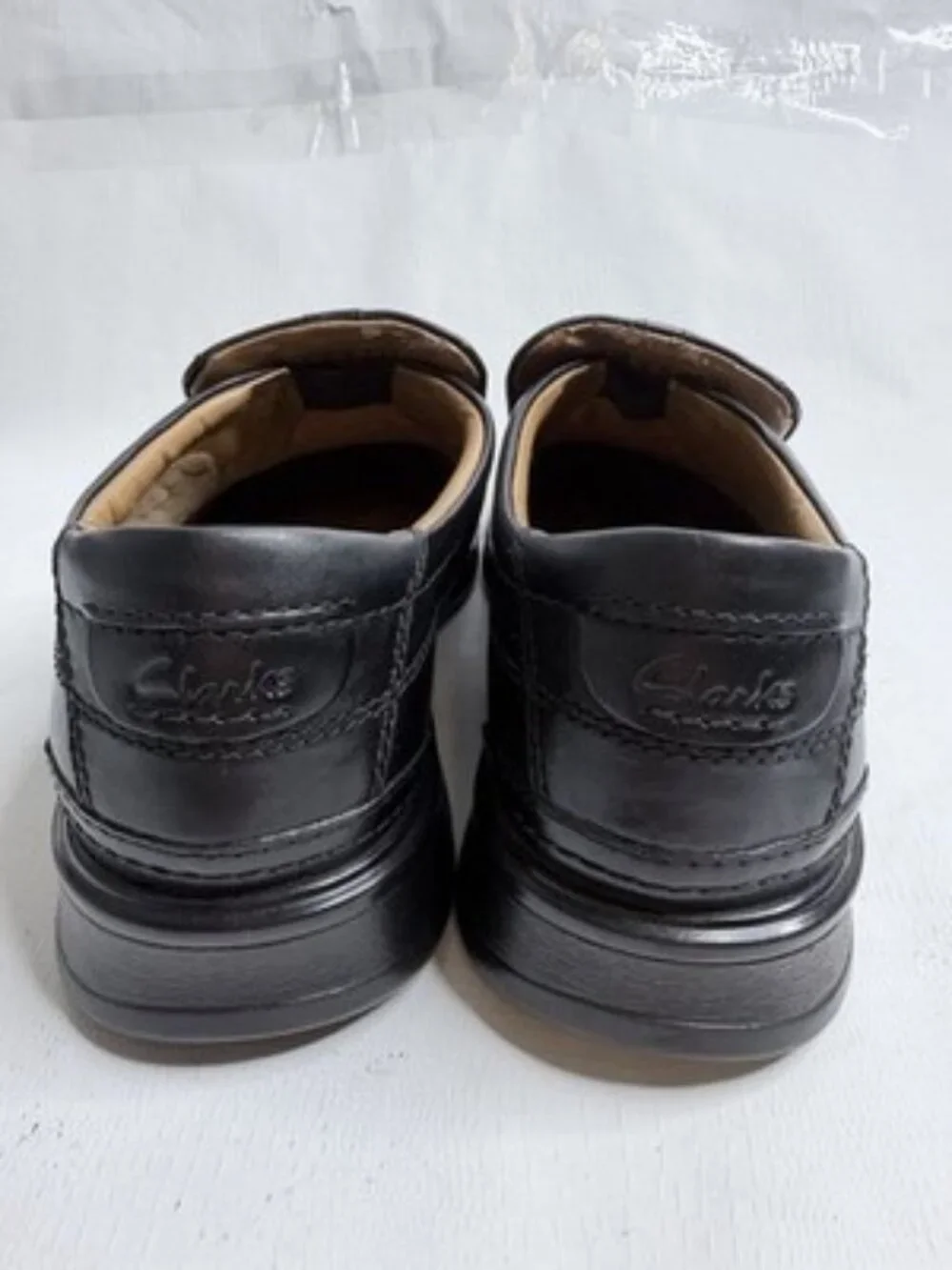 CLARKS Men’s Black LOAFER SHOES MEN'S 10M LEATHER CASUAL SLIP ON
